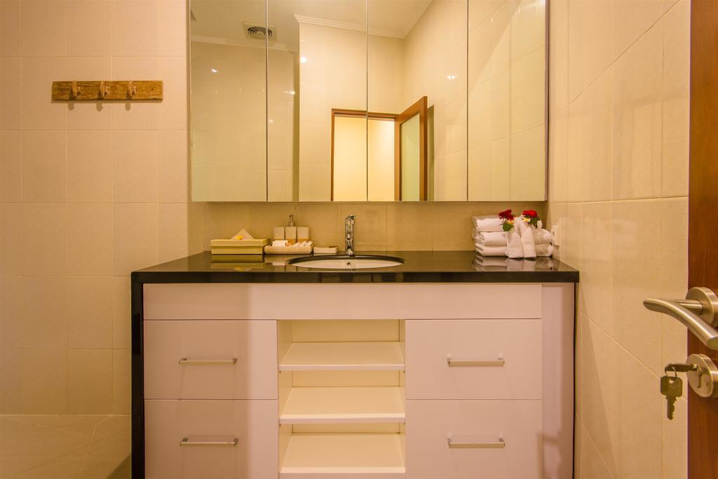 Villa Tepi Sungai Legian Quarto foto